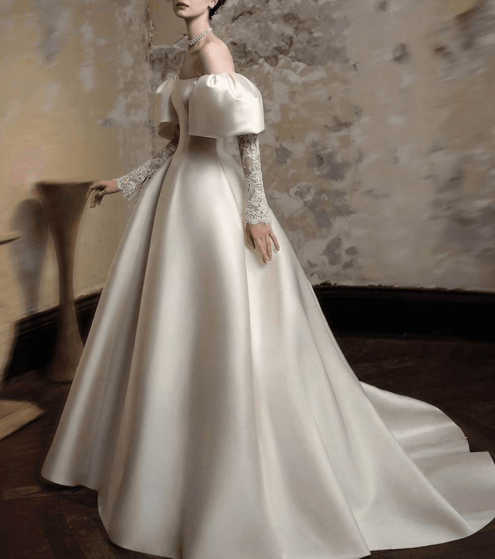 BU CONTURE gown