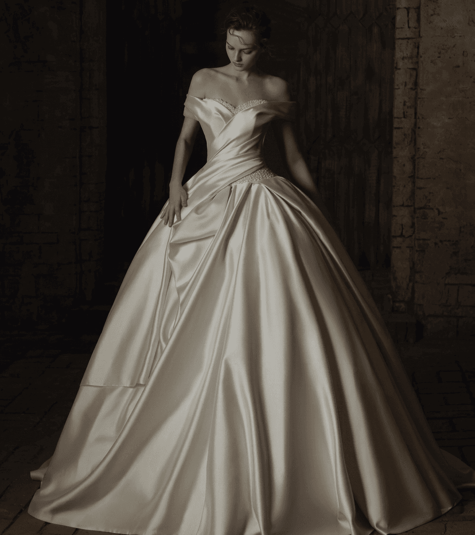 BU CONTURE gown