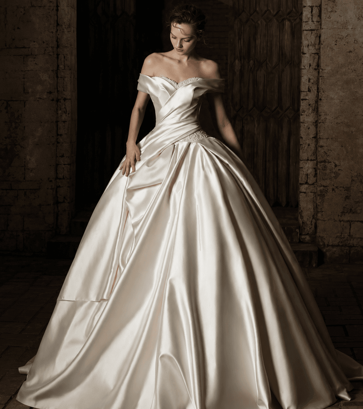 BU CONTURE gown