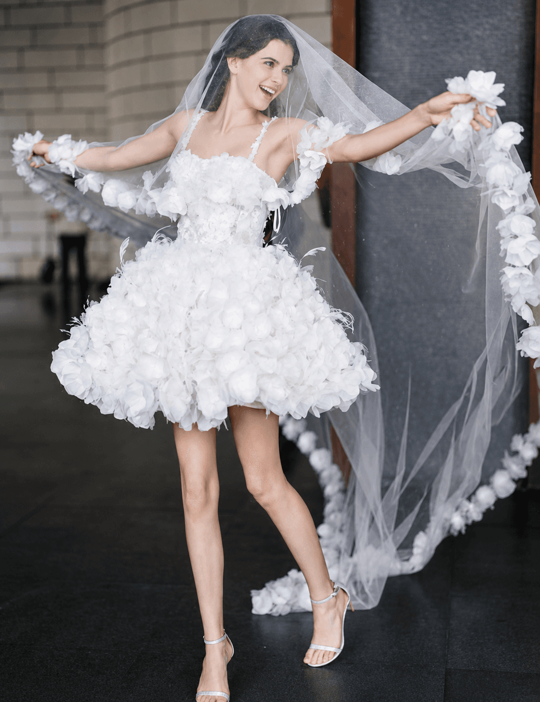 IVAN YONG gown