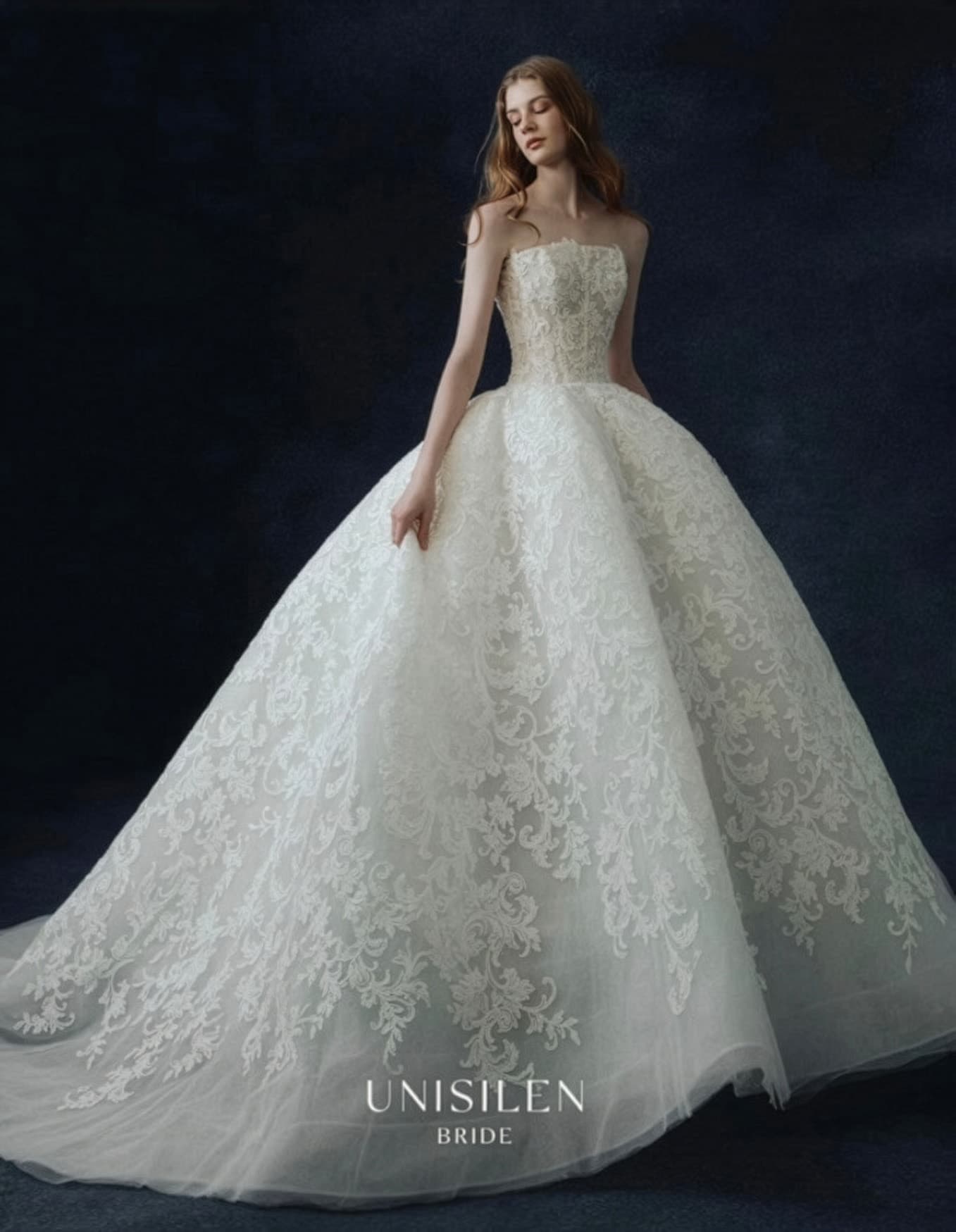 UNISILEN gown