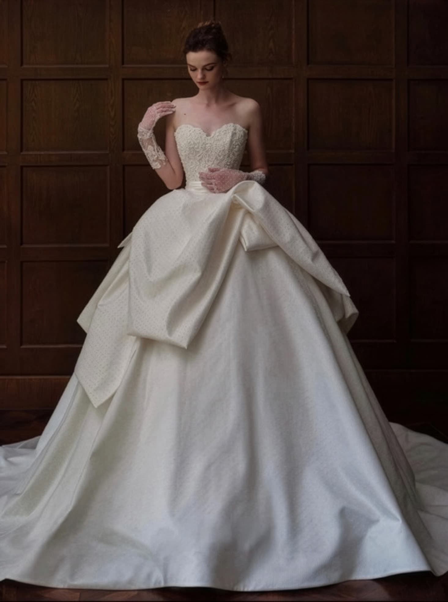 UNISILEN gown